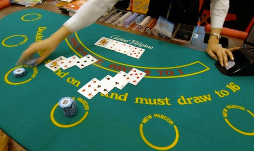 ایک اکاؤنٹ بنائیں یا CasinoBee کیسینو میں لاگ ان کریں۔